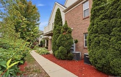340 Brookfield Drive, Westland, MI 48185