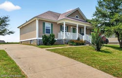 114 Camellia Ave, Bardstown, KY 40004