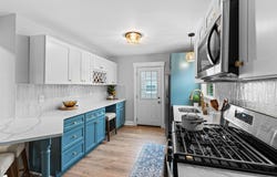 62 WARREN Avenue, BELLMAWR, NJ 08031