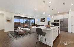 5940 W Oxton Ct, Eagle, ID 83616-1388