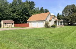 2805 Juniper Drive, Metropolis, IL 62960