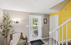 2000 Maple Lane, Garrett, IN 46738