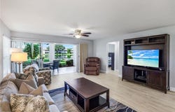 13061 Hamilton Harbour Dr, NAPLES, FL 34110