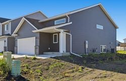 6713 Samuel Drive, Horace, ND 58047