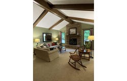 200 UPLAND Drive, COUNCIL BLUFFS, IA 51503