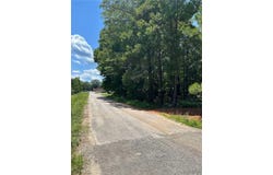 193 6th street NE, Reform, AL 35481