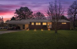 3813 W Marion St., Mullins, SC 29574