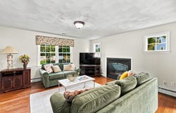 24 Richardson St, Winchester, MA 01890