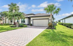20199 Hartford Boulevard, Estero, FL 33928
