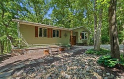 1323 E TRUITT Road, Chillicothe, IL 61523