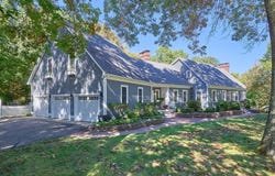 12 Fort Apache Dr, Franklin, MA 02038