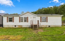 1986 Quarry Trail, Winterset, IA 50273