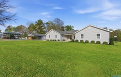1220 County Road 68, Section, AL 35771