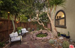 686 San Juan Ave, Venice, CA 90291