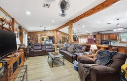 369 FM 1013, Hillister, TX 77624