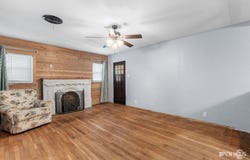 206 E Summit Avenue, Electra, TX 76360