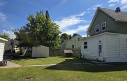 612 6th St NW, Chisholm, MN 55719