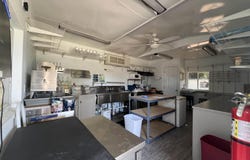 102 E Ave G, Hooks, TX 75561