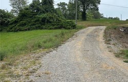 105 Chase Lane, Point Pleasant, WV 25550