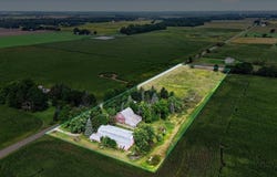 810 Snedeker Rd N, Webberville, MI 48892