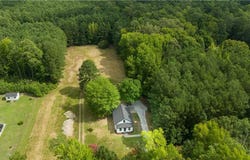 9509 Line Fence Road, Hayes, VA 23072