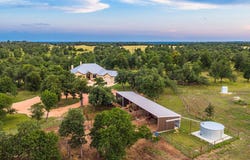 1554 Vintage Oaks Dr, Fredericksburg, TX 78624
