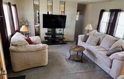 9 Hickory Lane, Sandwich, IL 60548