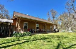 340 South Meadow Ln, Hayfork, CA 96041