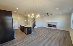 334 N Masters Drive, Addison, IL 60101