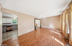 27 Wynantskill Way, Troy, NY 12180