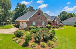 206 N Hampton Place, Perry, GA 31069
