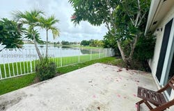 Lake Worth, FL 33463