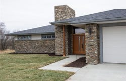 11 E 1100 Road, Baldwin City, KS 66066