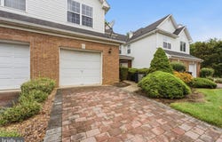 37 SHELLEY Circle, EAST WINDSOR, NJ 08520
