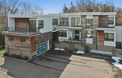 43 Smugglers Path, Jamesport, NY 11947