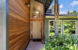 1105 SW 10TH Dr, Gresham, OR 97080
