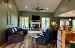 375 Lake Rd, Pratt, KS 67124