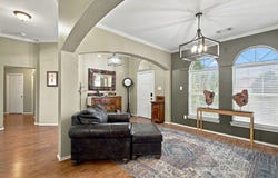 116 Springfield Circle, Red Oak, TX 75165