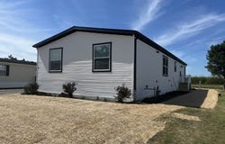 10 Drake Lane, Beecher, IL 60401
