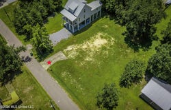 112 Leopold Street, Bay Saint Louis, MS 39520