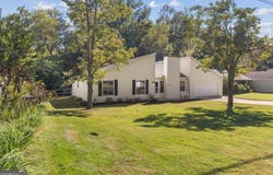 219 Colony Springs Drive, Woodstock, GA 30188
