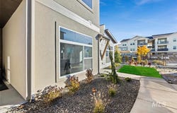 728 S Calhoun Ln, Star, ID 83669