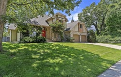 3786 E Kingsbury Street, Springfield, MO 65809