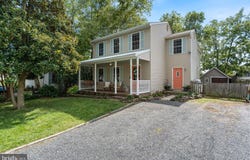 621 E MARSHALL Avenue, DEALE, MD 20751
