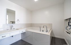 531 Esplanade, Redondo Beach, CA 90277