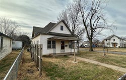 323 W 3rd Street, Watonga, OK 73772