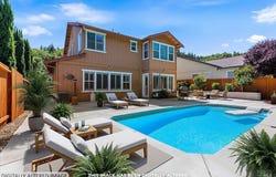 544 Port Circle, Cloverdale, CA 95425