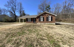 4301 UNIVERSITY St, Memphis, TN 38127