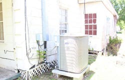 410 Morton Ave, Palacios, TX 77465