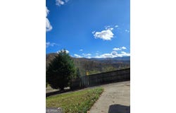 325 Scataway Road, Hiawassee, GA 30546